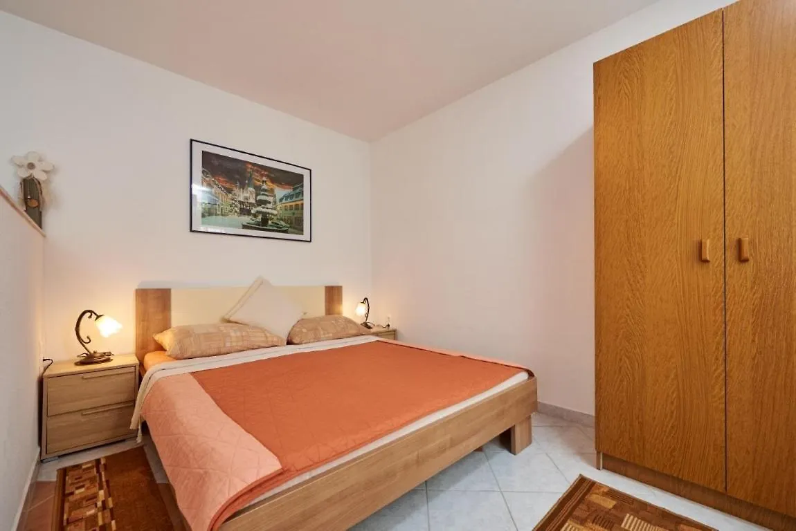 Studio Apartment In Mastrinka With Loggia, Air Conditioning, Wifi, Washing Machine 5159-1 Trogir Croatia