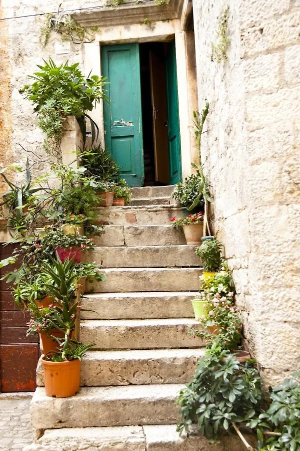 Studio Apartment In Mastrinka With Loggia, Air Conditioning, Wifi, Washing Machine 5159-1 Trogir 0*,  Croatia