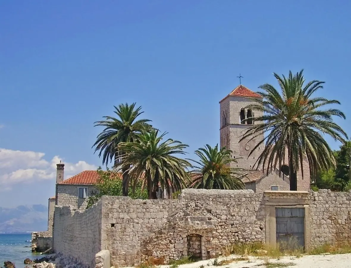 Studio Apartment In Mastrinka With Loggia, Air Conditioning, Wifi, Washing Machine 5159-1 Trogir 0*,  Croatia